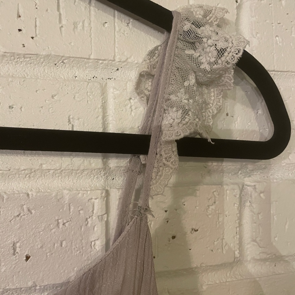 Layered lace top - Picture 6 of 10